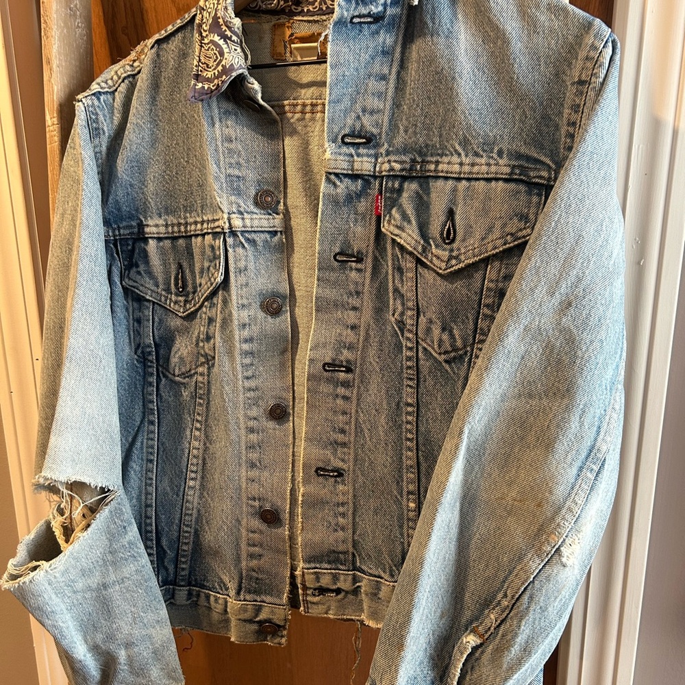 Perfect Vintage Levi's Denim Jacket with Bandana Detail